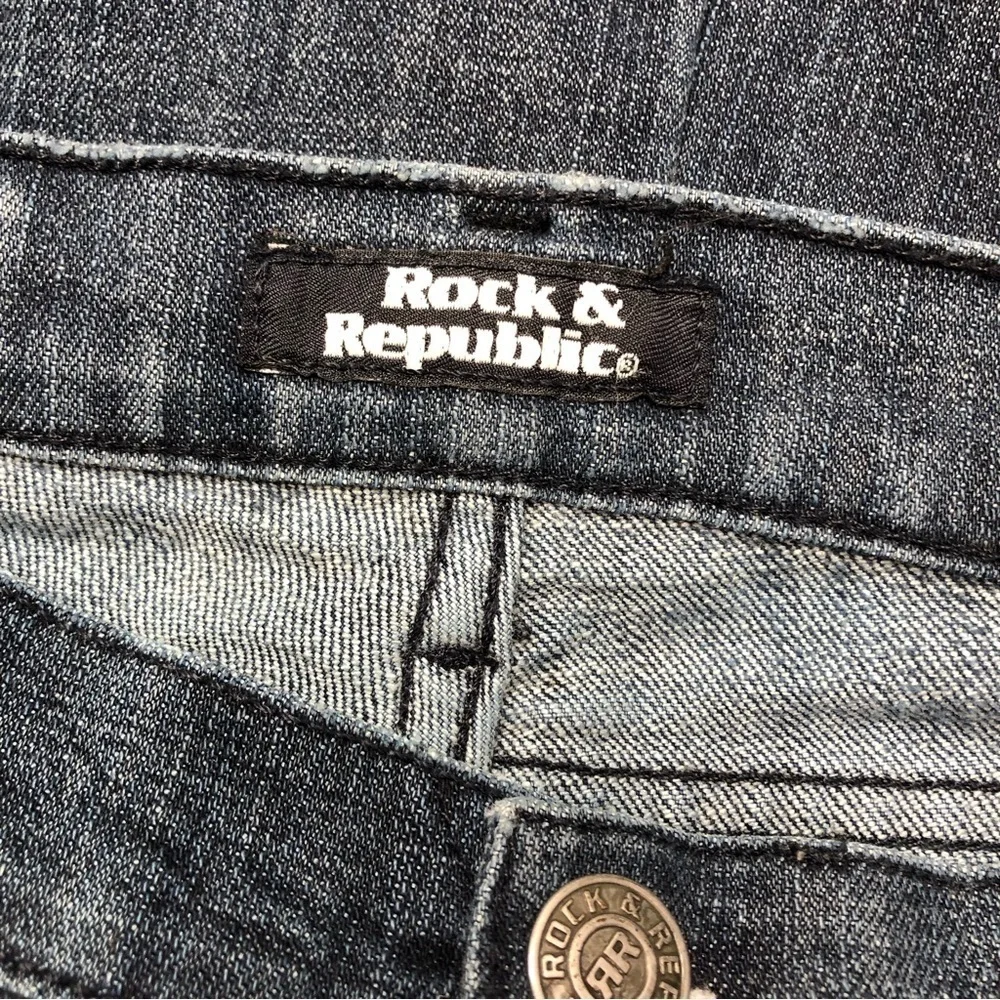 Rock & Republic Roth bootcut jeans whiskering light distressing low rise 31